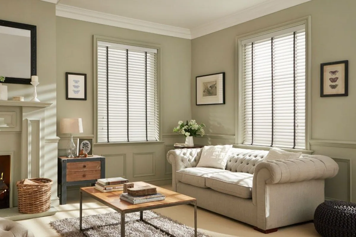 What Are Venetian Blinds